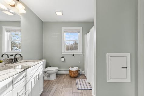 58 Hardy Road Falmouth ME 04105