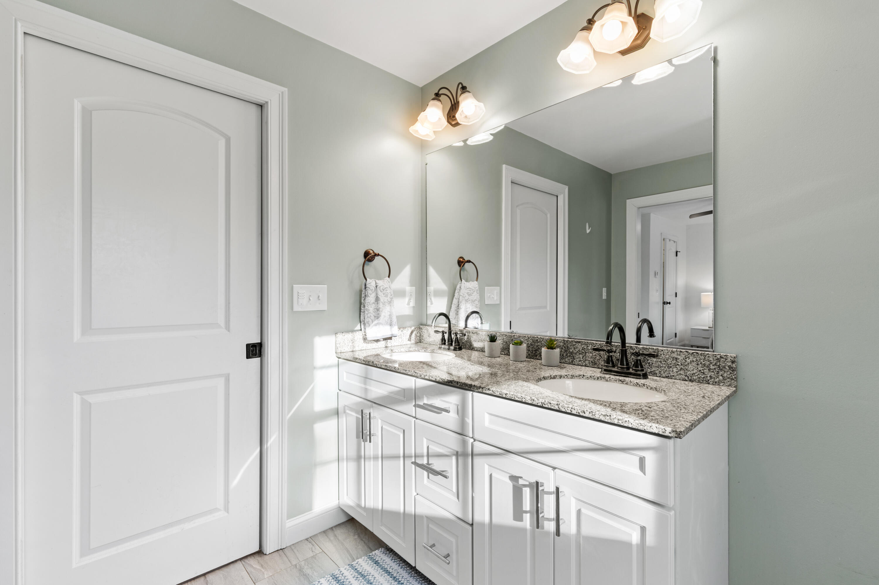 58 Hardy Road Falmouth ME 04105