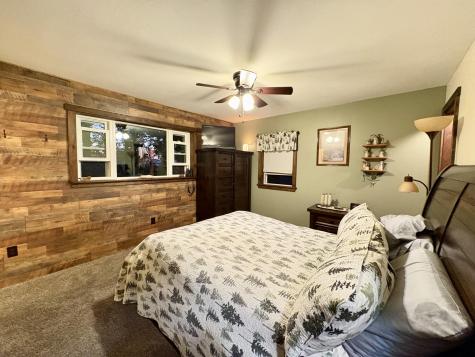 557 Enfield Road Lincoln ME 04457