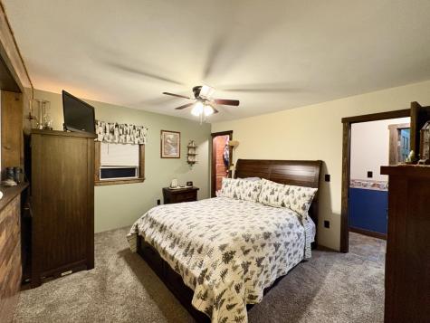 557 Enfield Road Lincoln ME 04457