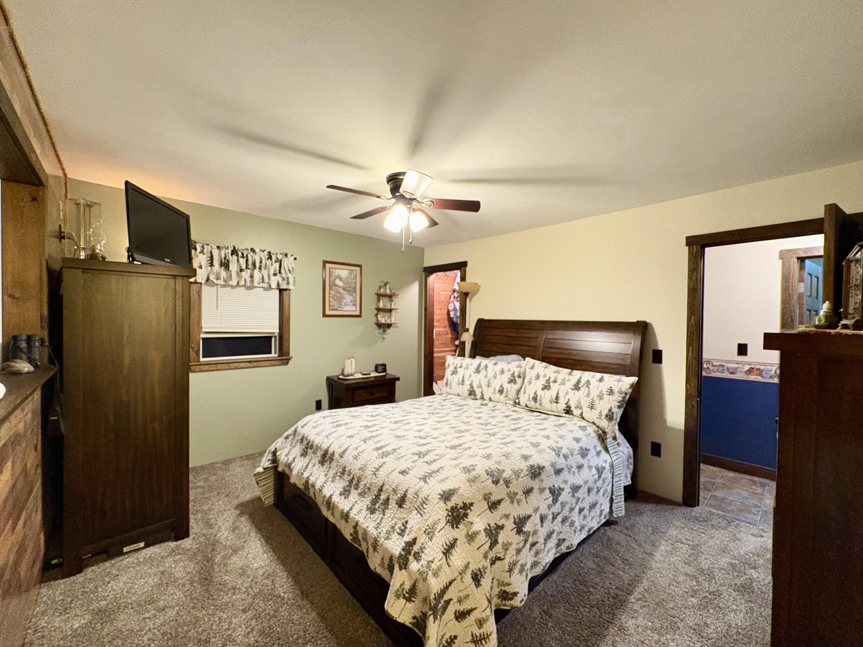 557 Enfield Road Lincoln ME 04457