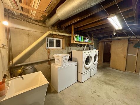 557 Enfield Road Lincoln ME 04457