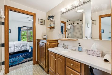 125 Ledgewood Drive Falmouth ME 04105
