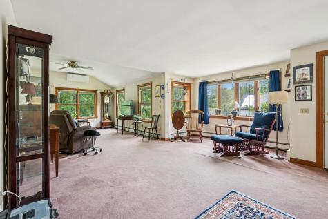 125 Ledgewood Drive Falmouth ME 04105