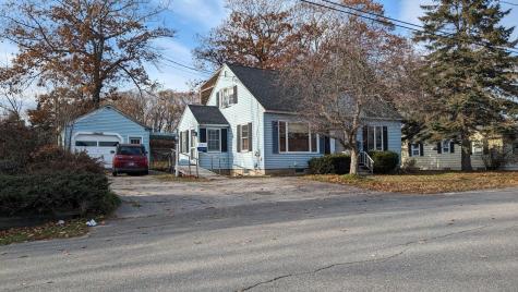 16 Vose Street Waterville ME 04901