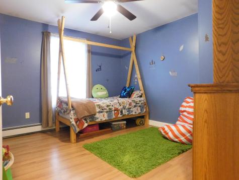 17 Aspen Way Turner ME 04282