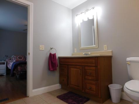 17 Aspen Way Turner ME 04282