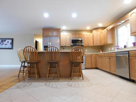 17 Aspen Way Turner ME 04282