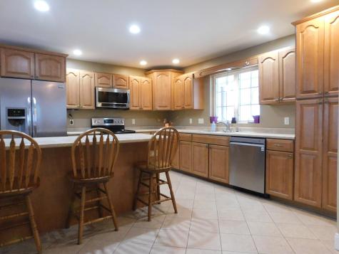 17 Aspen Way Turner ME 04282