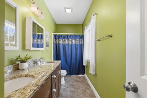 41 Hidden Pond Road Sabattus ME 04280
