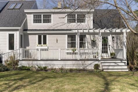 304 Middle Road Falmouth ME 04105