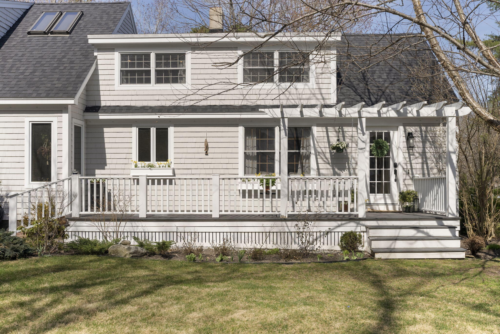 304 Middle Road Falmouth ME 04105
