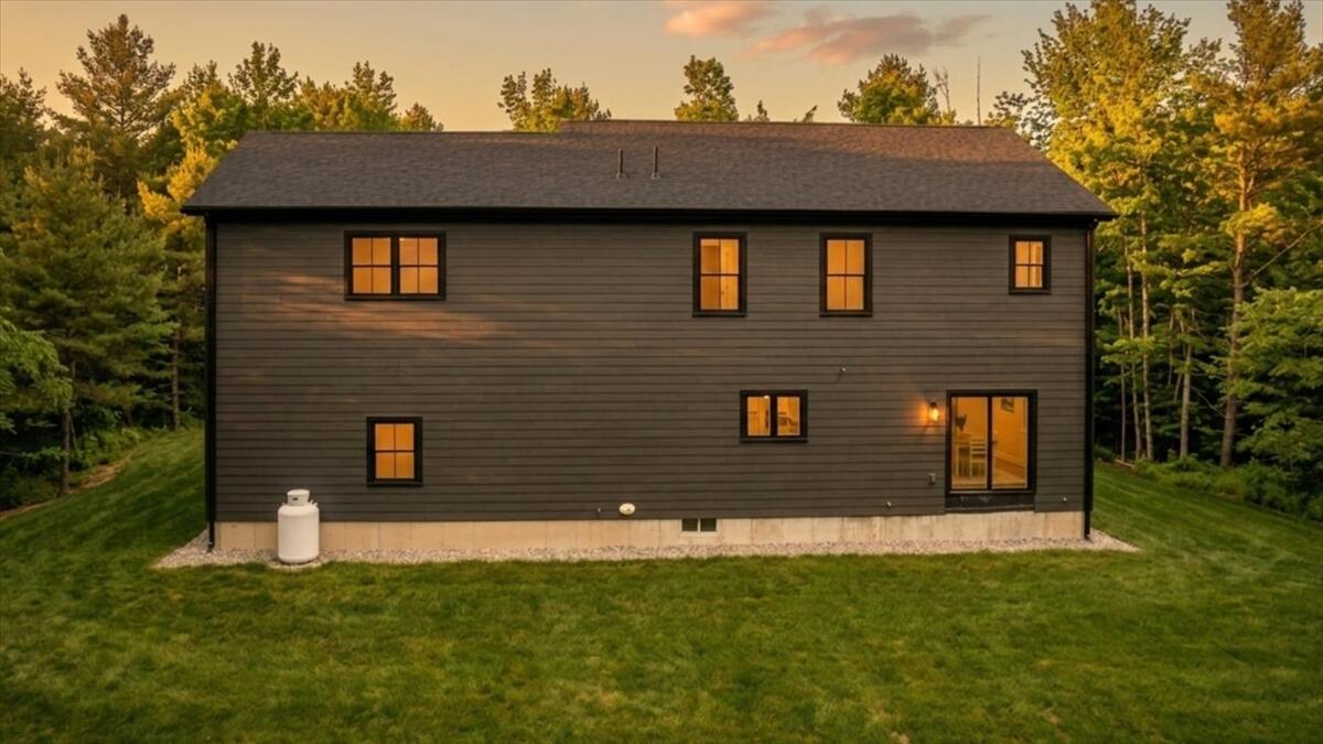 321 Pownal Road Freeport ME 04032