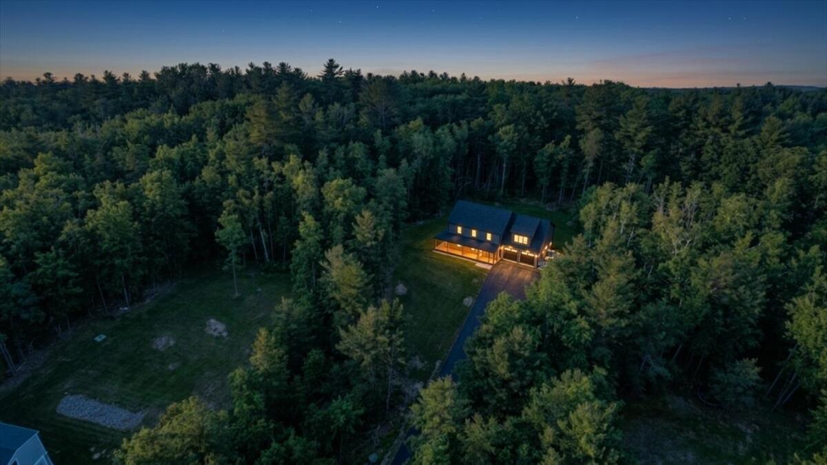 321 Pownal Road Freeport ME 04032