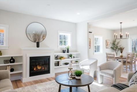 321 Pownal Road Freeport ME 04032