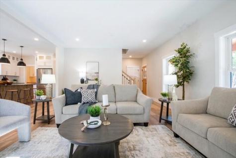 321 Pownal Road Freeport ME 04032