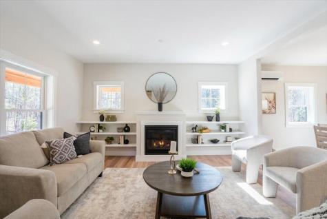 321 Pownal Road Freeport ME 04032
