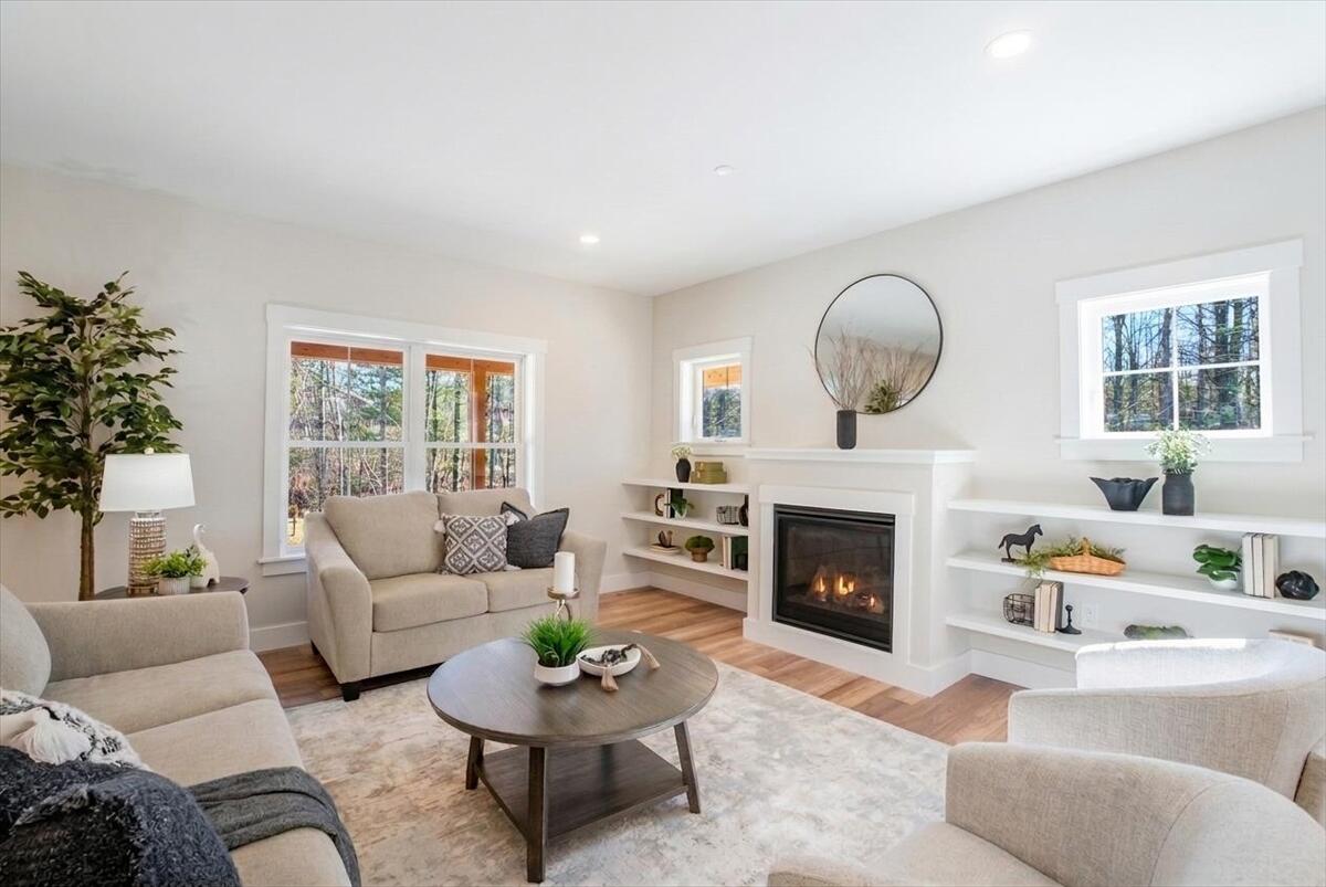 321 Pownal Road Freeport ME 04032