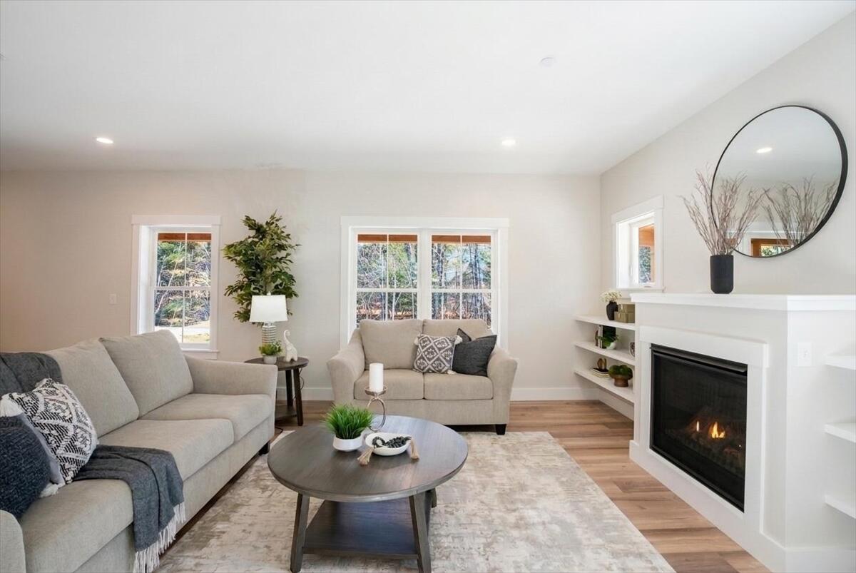 321 Pownal Road Freeport ME 04032