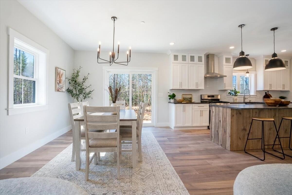 321 Pownal Road Freeport ME 04032