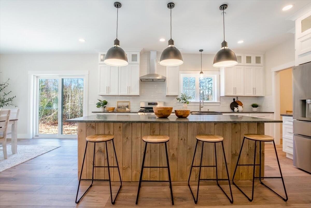 321 Pownal Road Freeport ME 04032