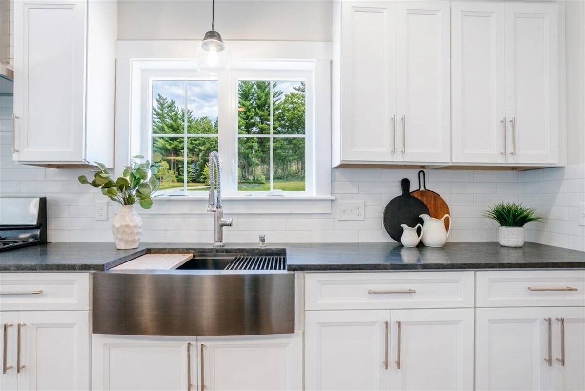 321 Pownal Road Freeport ME 04032