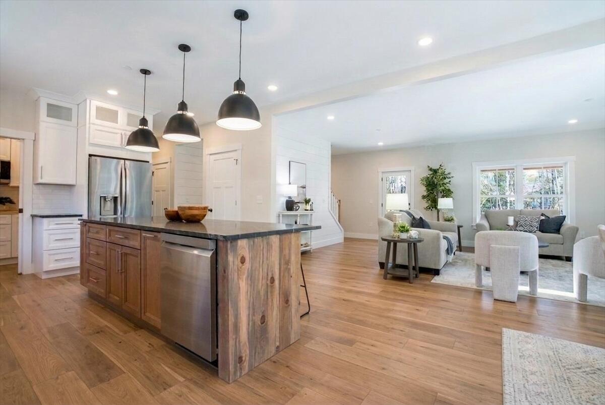 321 Pownal Road Freeport ME 04032