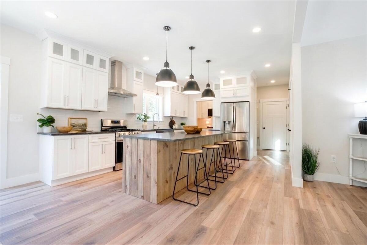 321 Pownal Road Freeport ME 04032