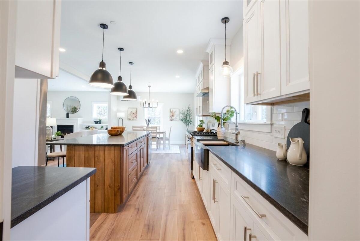 321 Pownal Road Freeport ME 04032