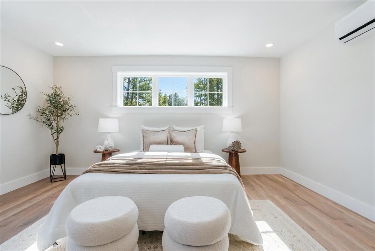 321 Pownal Road Freeport ME 04032