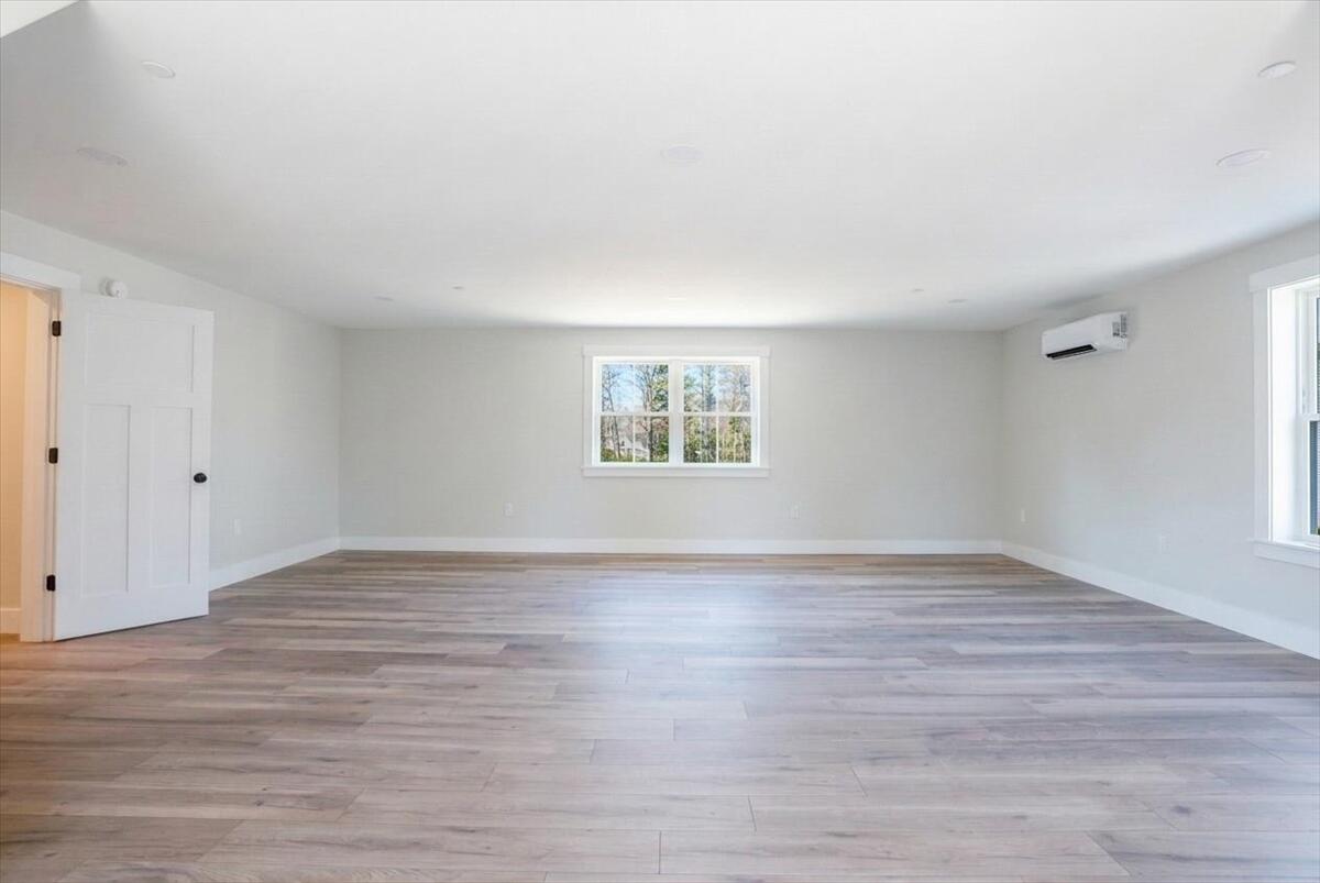 321 Pownal Road Freeport ME 04032