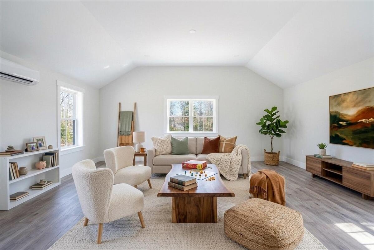 321 Pownal Road Freeport ME 04032