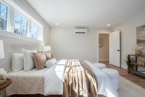 321 Pownal Road Freeport ME 04032