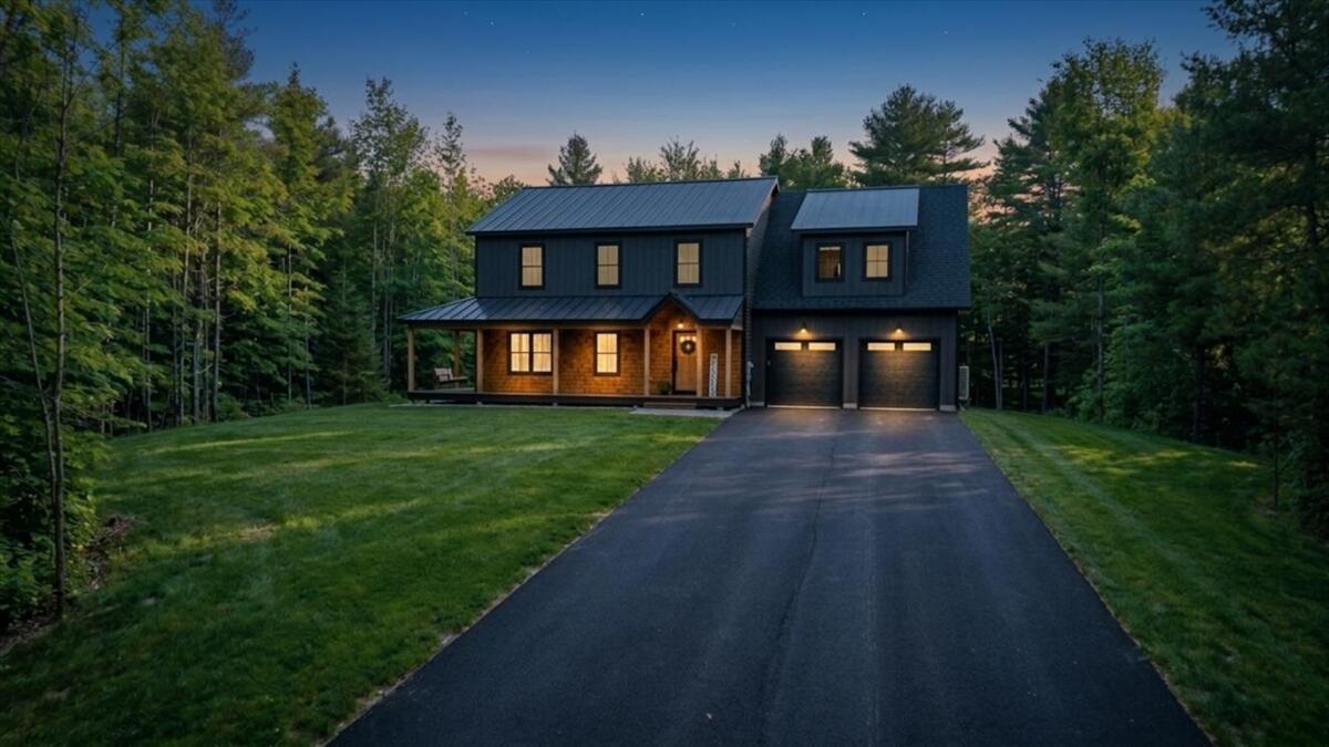 321 Pownal Road Freeport ME 04032