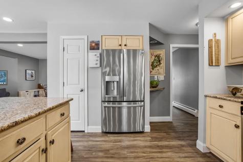 18 Garrison Oaks Drive Kennebunk ME 04043