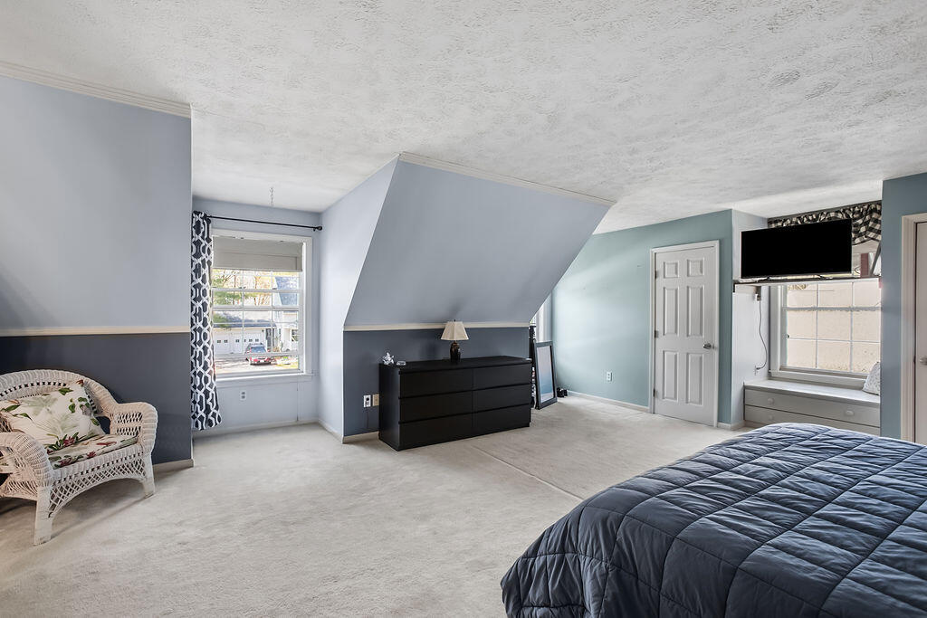 18 Garrison Oaks Drive Kennebunk ME 04043