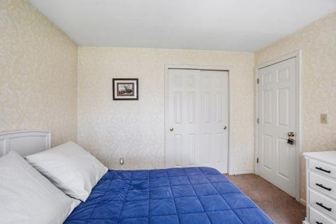 18 Garrison Oaks Drive Kennebunk ME 04043