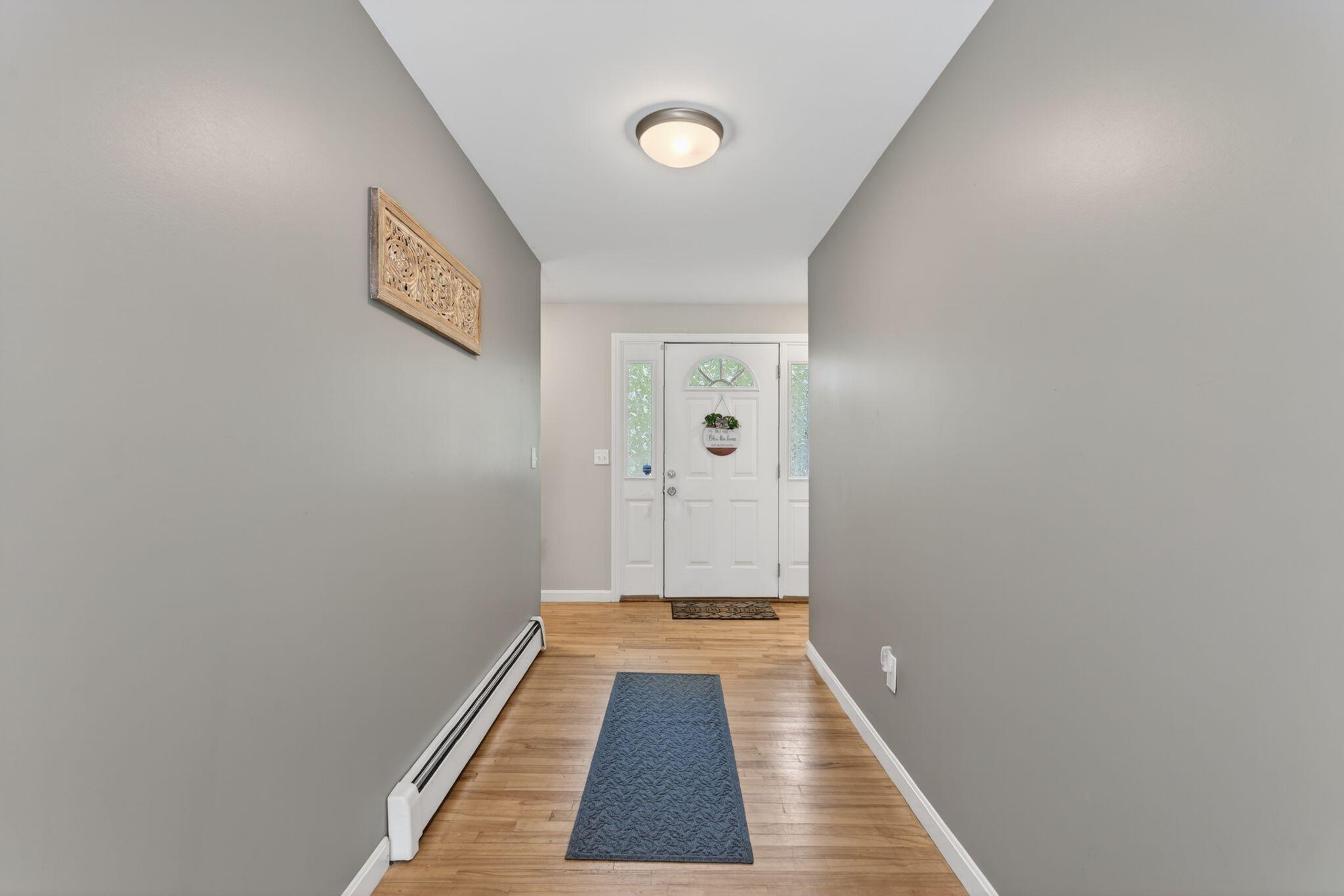 12 Monroe Drive Naples ME 04055