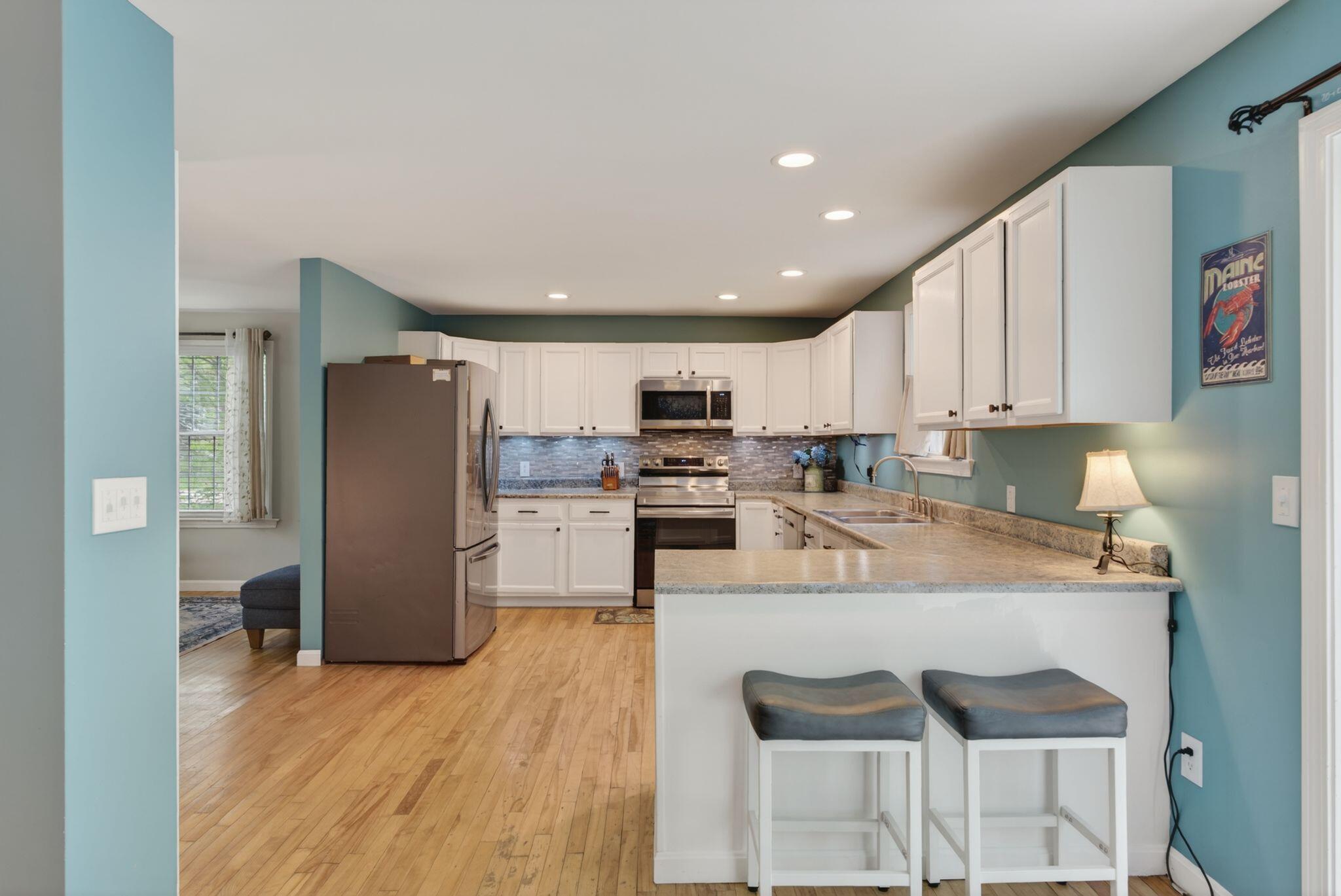 12 Monroe Drive Naples ME 04055