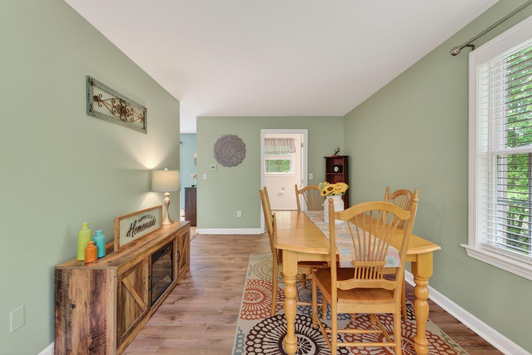 12 Monroe Drive Naples ME 04055