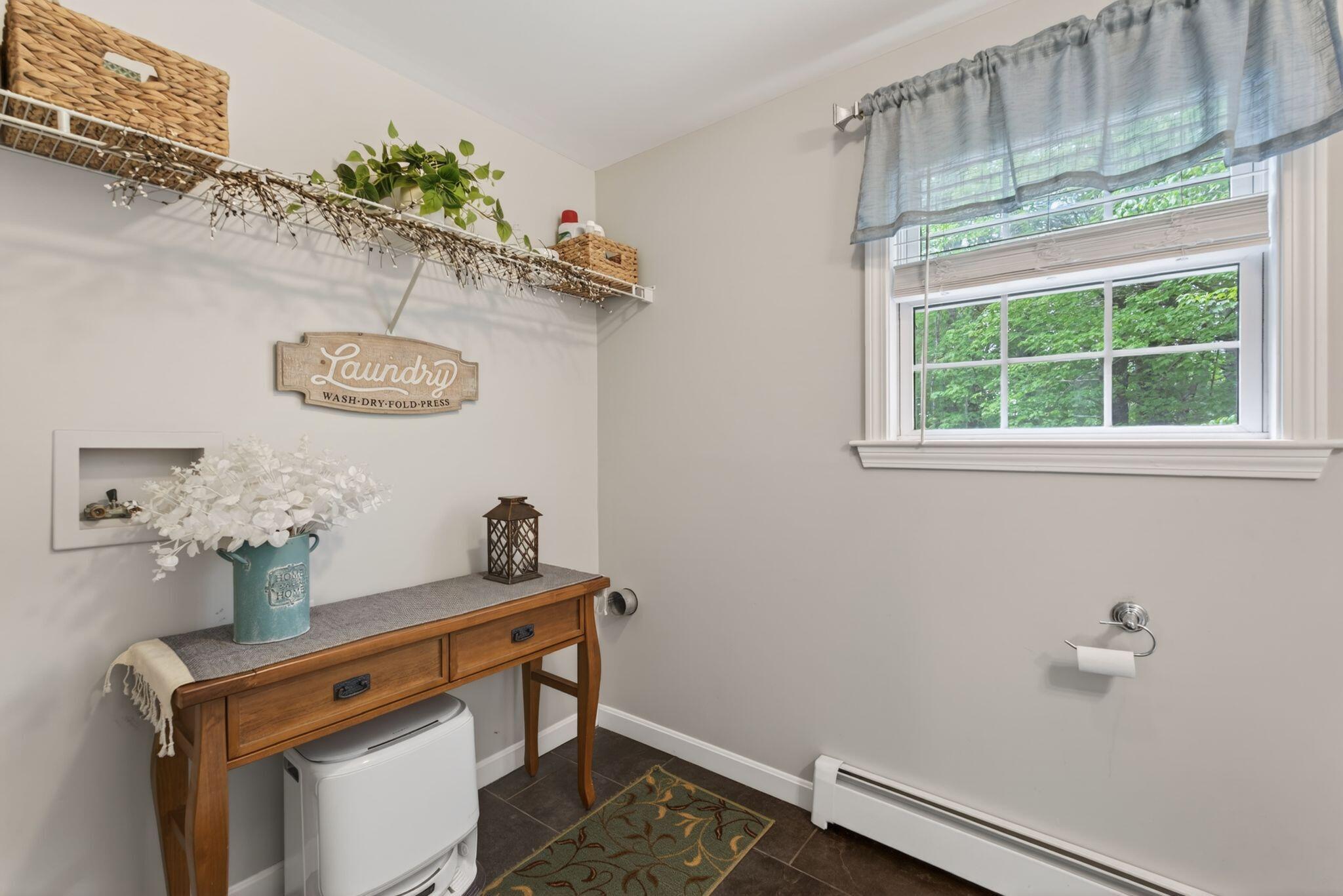 12 Monroe Drive Naples ME 04055