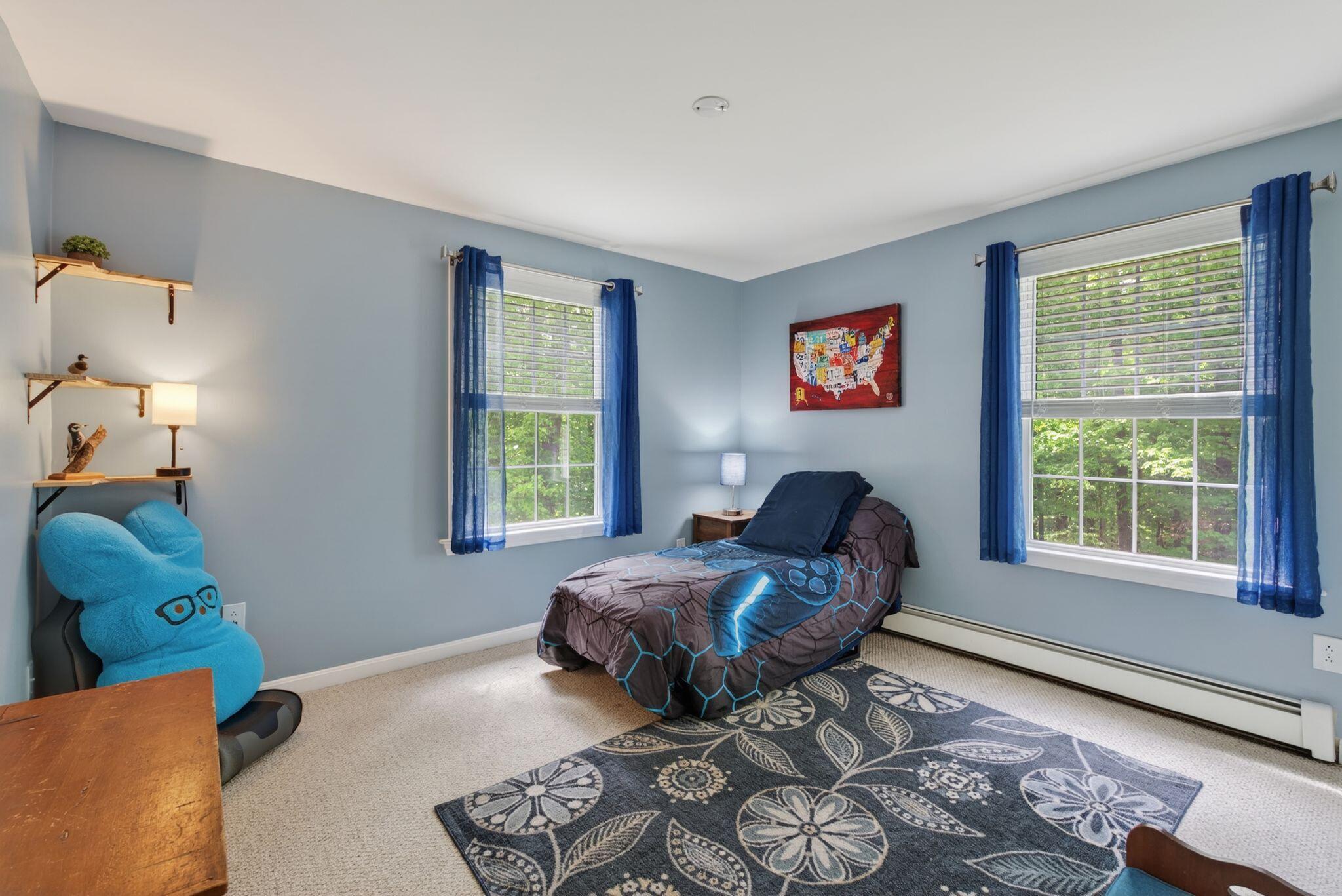 12 Monroe Drive Naples ME 04055