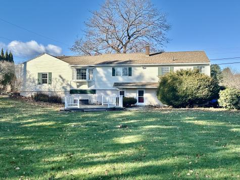282 W River Road Waterville ME 04901