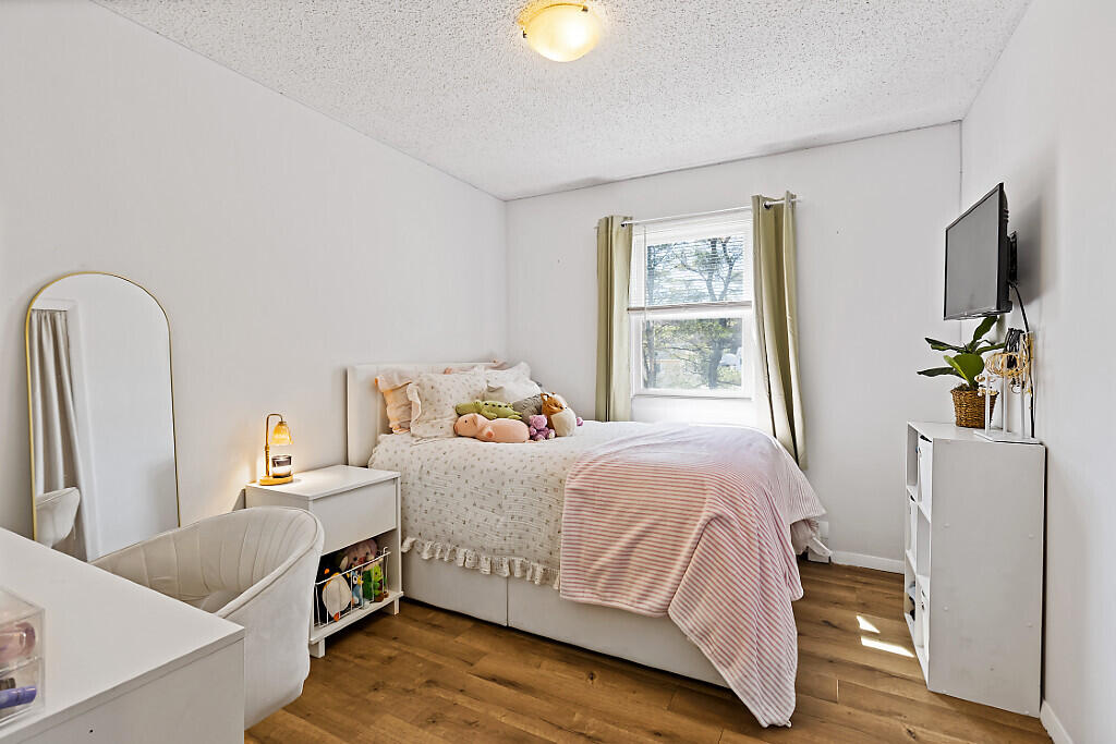 11 Kingman Street Fairfield ME 04937