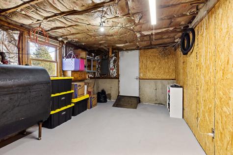 11 Kingman Street Fairfield ME 04937
