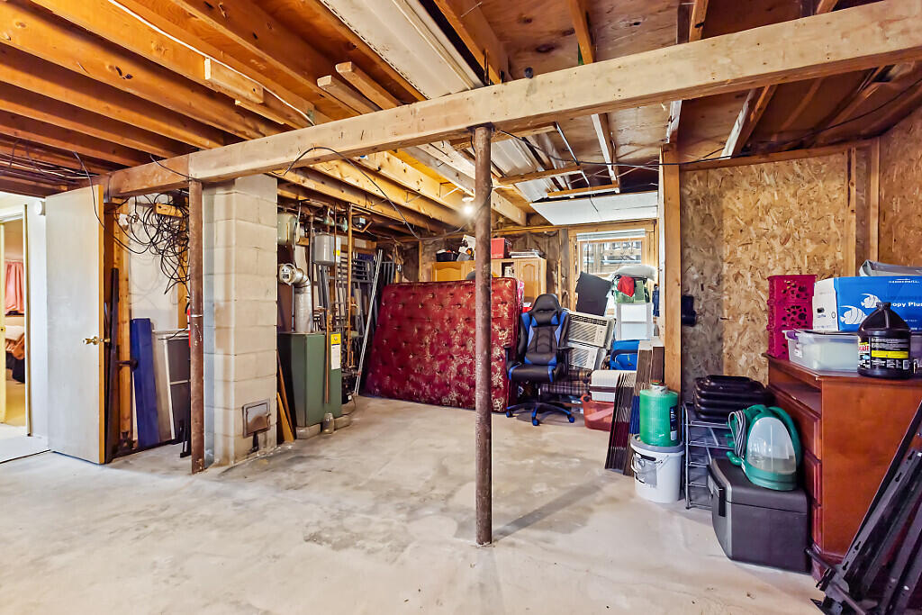 11 Kingman Street Fairfield ME 04937