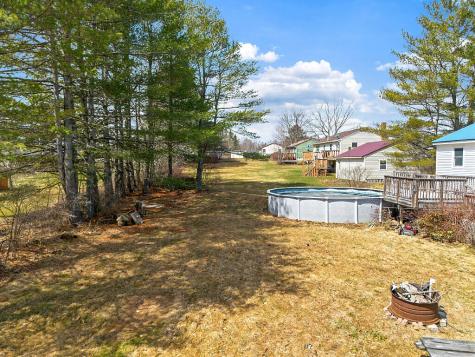 11 Kingman Street Fairfield ME 04937