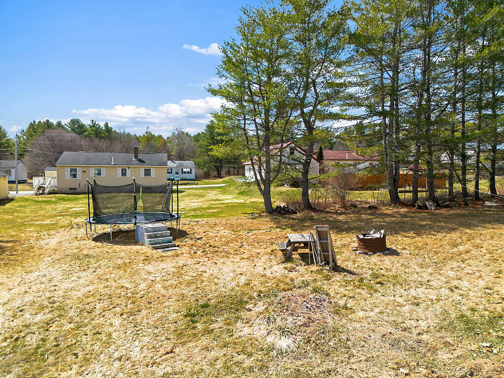 11 Kingman Street Fairfield ME 04937