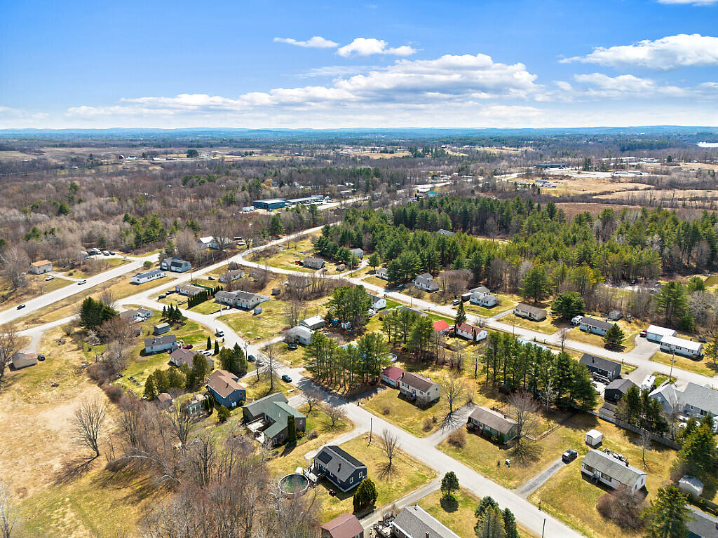 11 Kingman Street Fairfield ME 04937