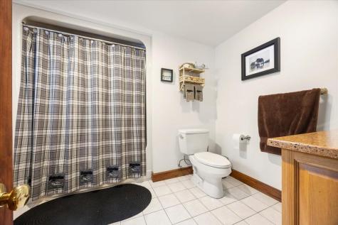 26 Old Country Way Limerick ME 04048